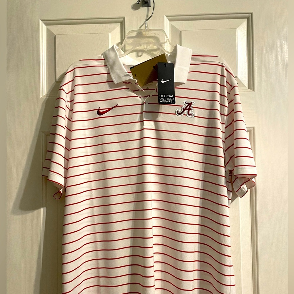 Brand New Men’s Alabama white/red stripped collared shirt. Size XL